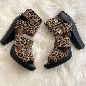 NWOT Animal Print Platform Heels